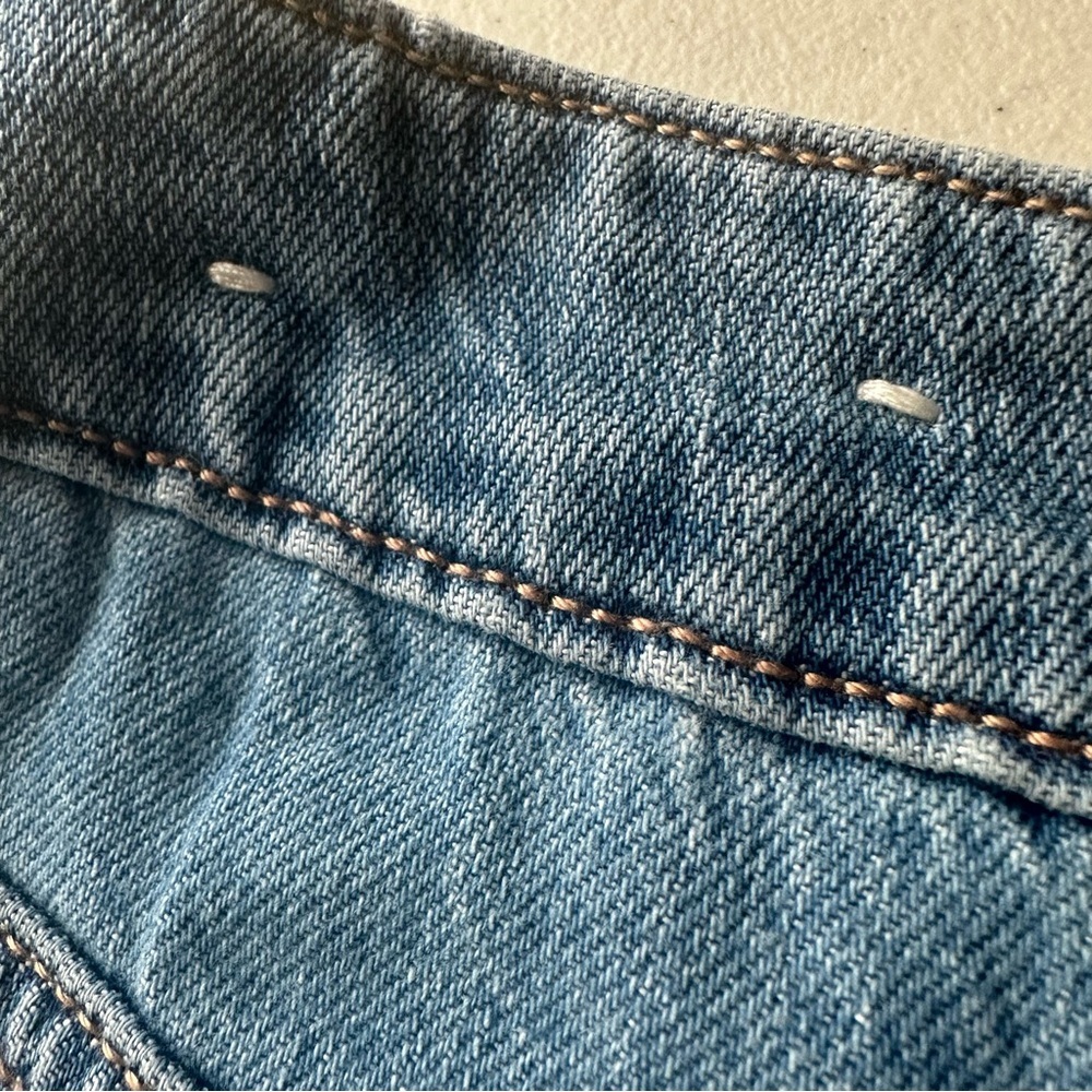 American Eagle Women's Denim Ruffle Mini Skirt Size 6 NWOT - Picture 8 of 9